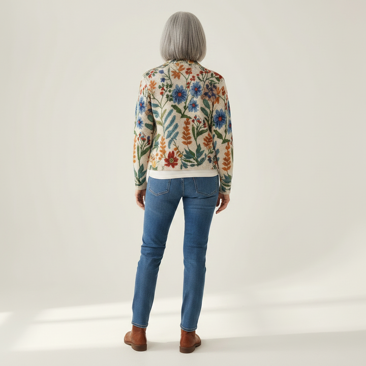 Birgit | Strickjacke mit botanischem Blumenmuster
