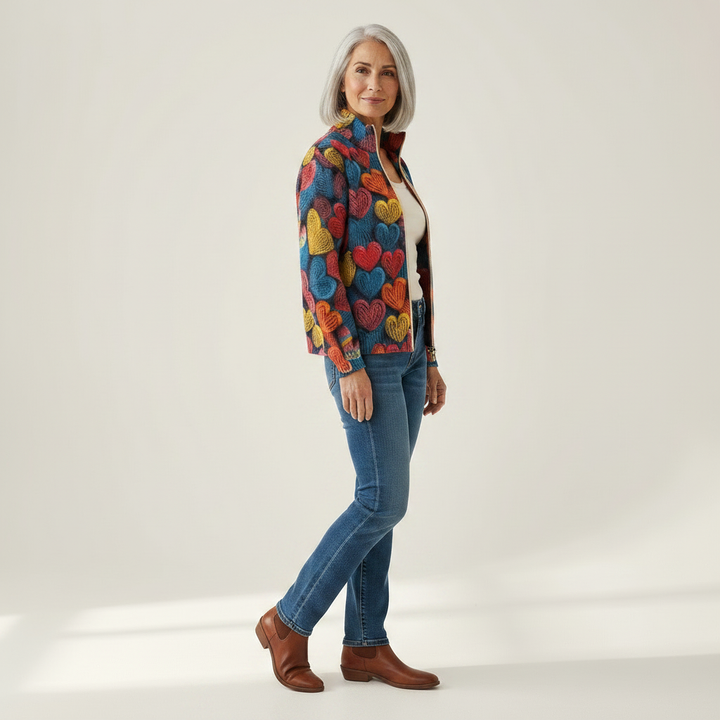 Susanne | Strickjacke mit buntem Herzmuster