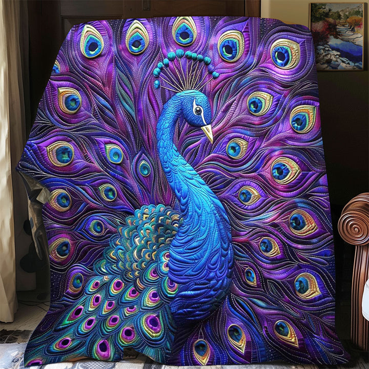 Steppdecke mit blauem Pfau