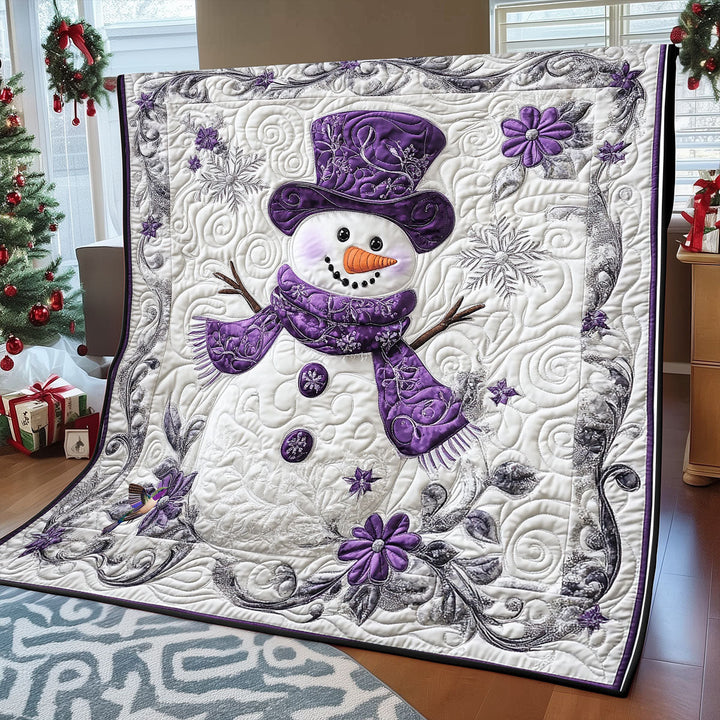 Weihnachts-Steppdecke mit lila Schneemann