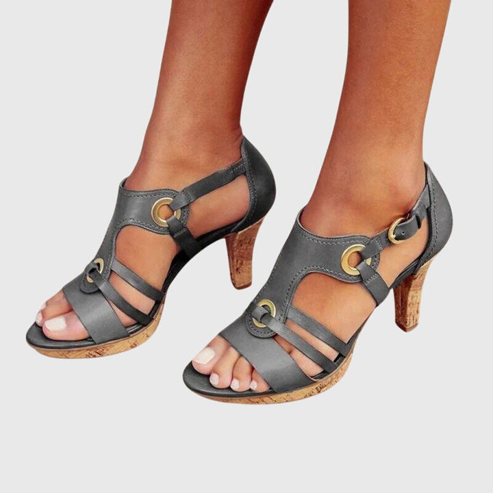 Erika | Orthopedic Heeled Shoes