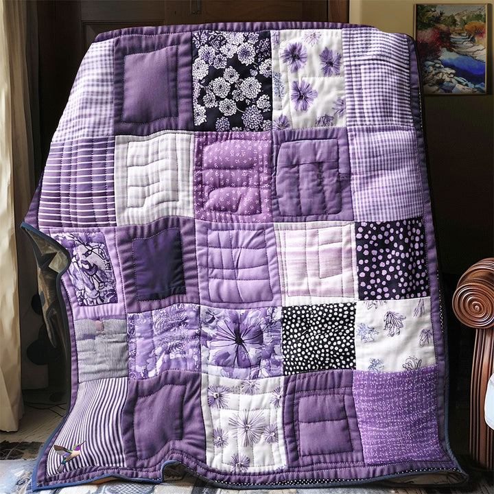 Patchwork-Steppdecke in Lila und Weiß