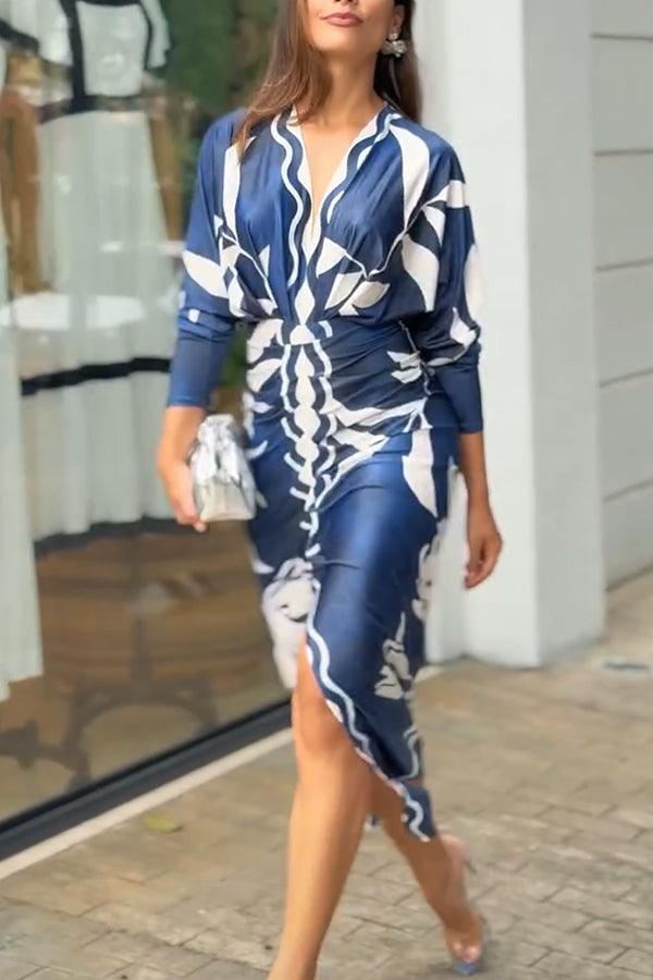Monika | Einzigartiges Midikleid mit Dolmanärmeln und Sommer-Print