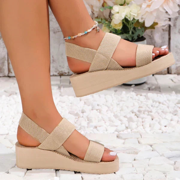 Eva-Lena | Sandalen mit Meeresbrise