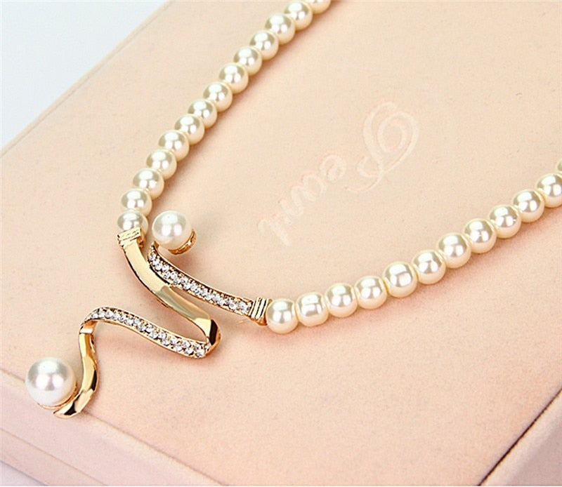 Perlen-Set Kette & Ohrringe