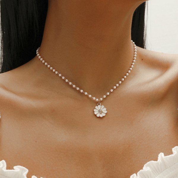 Gänseblümchen-Perlencollier