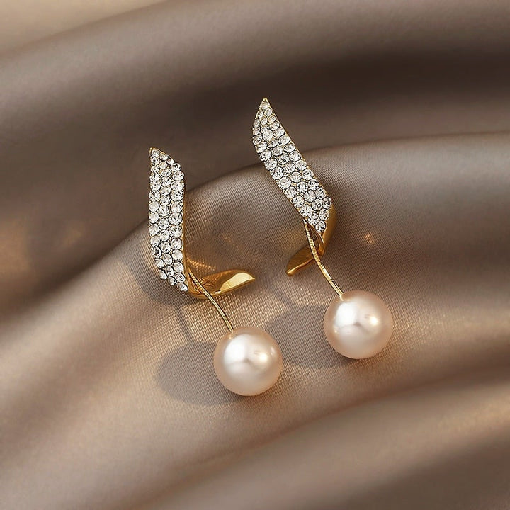Perlenohrringe mit Strass