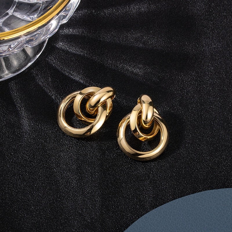 Goldene Doppelring-Ohrringe