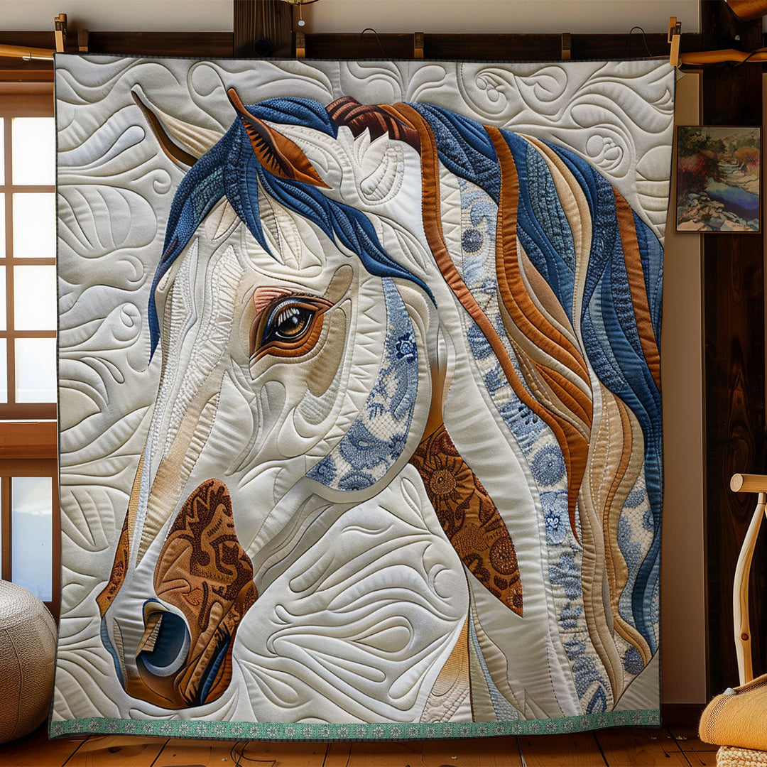 Steppdecke mit Pferd in Blau und Braun