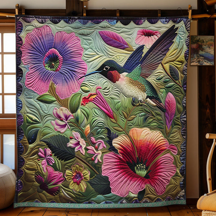 Steppdecke mit Kolibri und Hibiskus