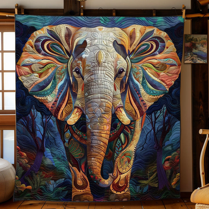 Steppdecke mit Elefant im Mandala-Stil
