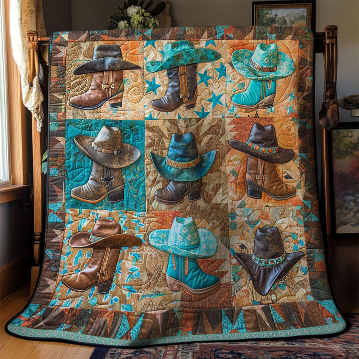 Steppdecke mit Cowboyhüten und Stiefeln