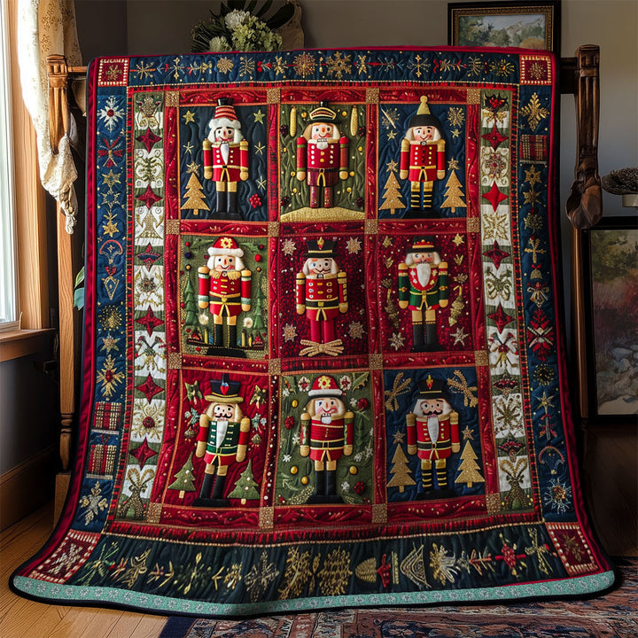 Weihnachts-Steppdecke mit Nussknackern
