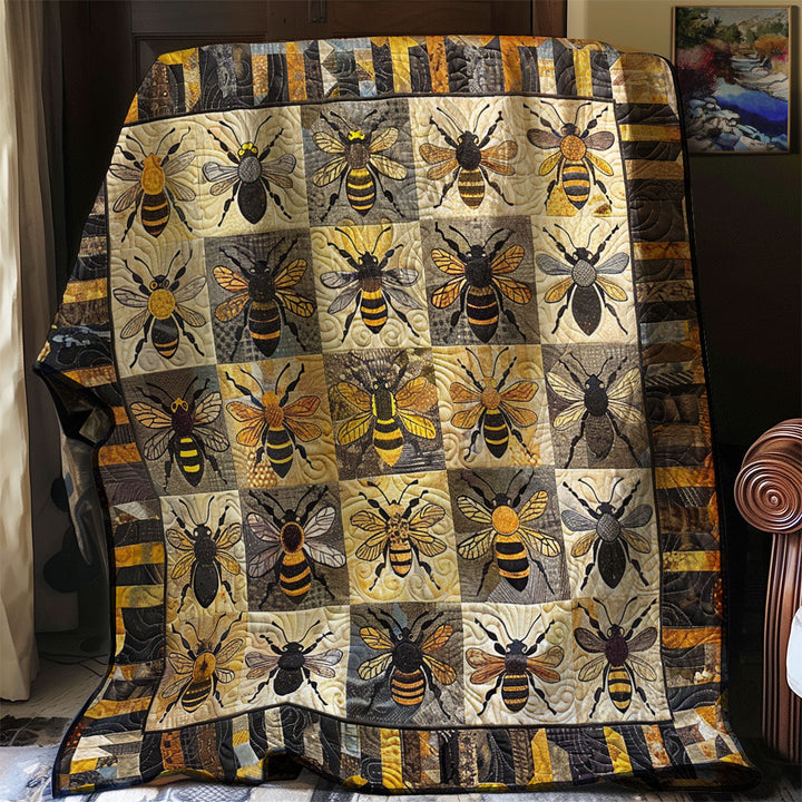 Patchwork-Steppdecke mit Bienen