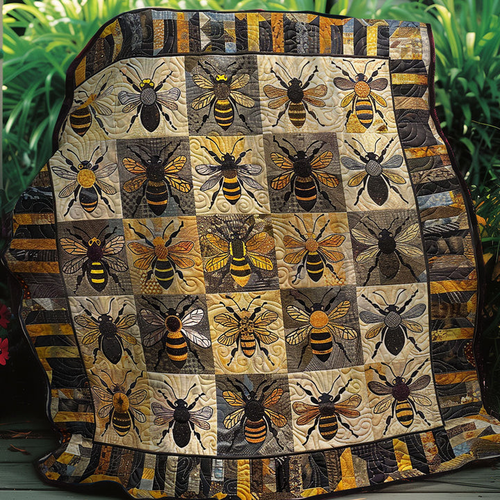 Patchwork-Steppdecke mit Bienen
