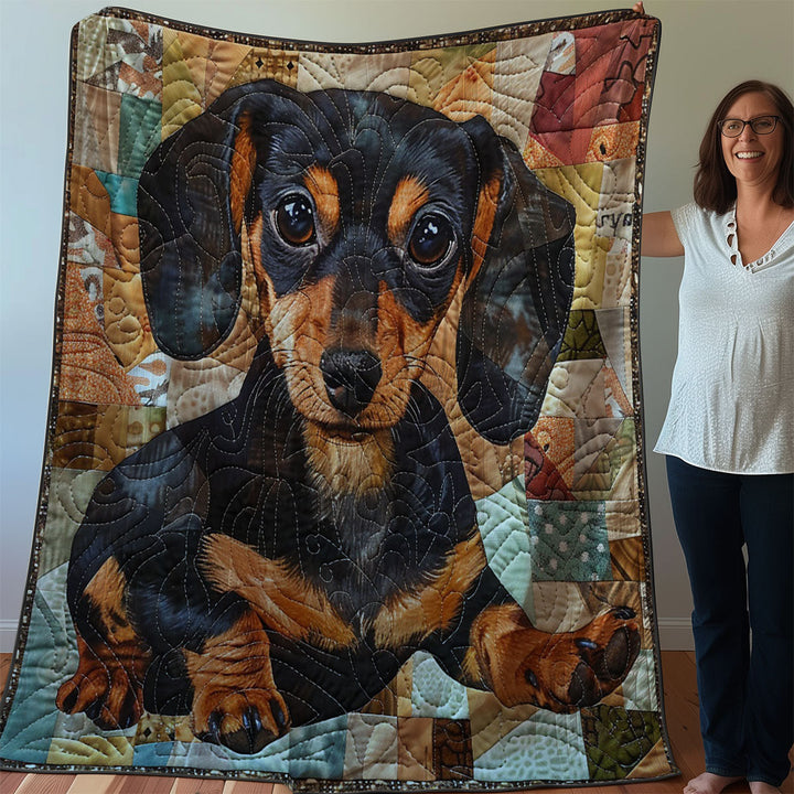 Patchwork-Steppdecke mit Dackelwelpe