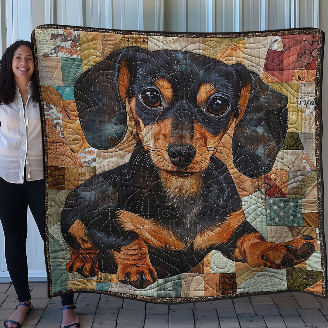 Patchwork-Steppdecke mit Dackelwelpe