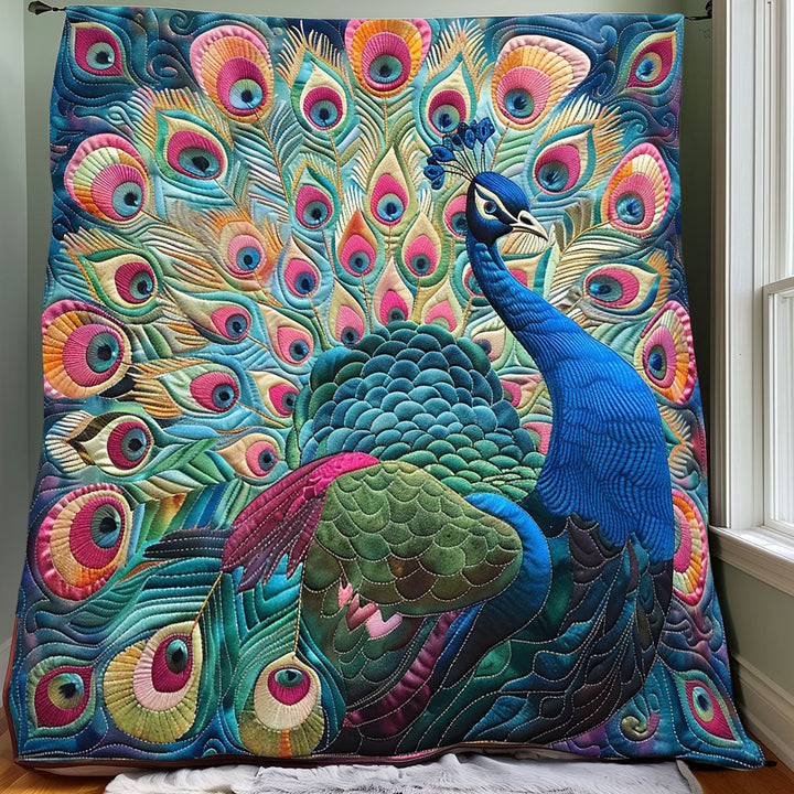 Steppdecke mit Pfau in Smaragd und Pink