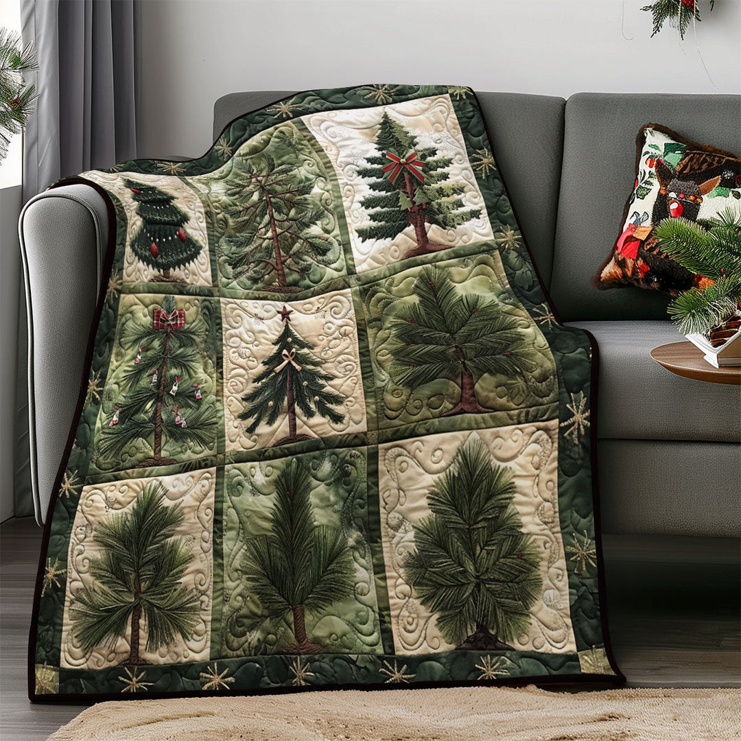 Weihnachts-Steppdecke mit Tannenbäumen