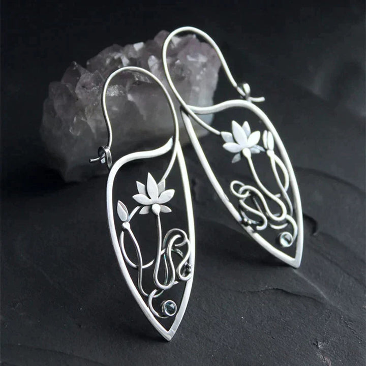 Lotus-Ohrringe in Silber