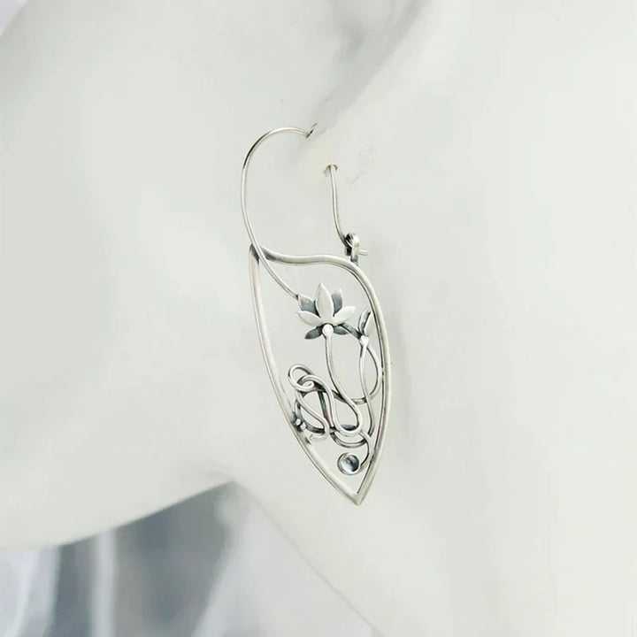 Lotus-Ohrringe in Silber