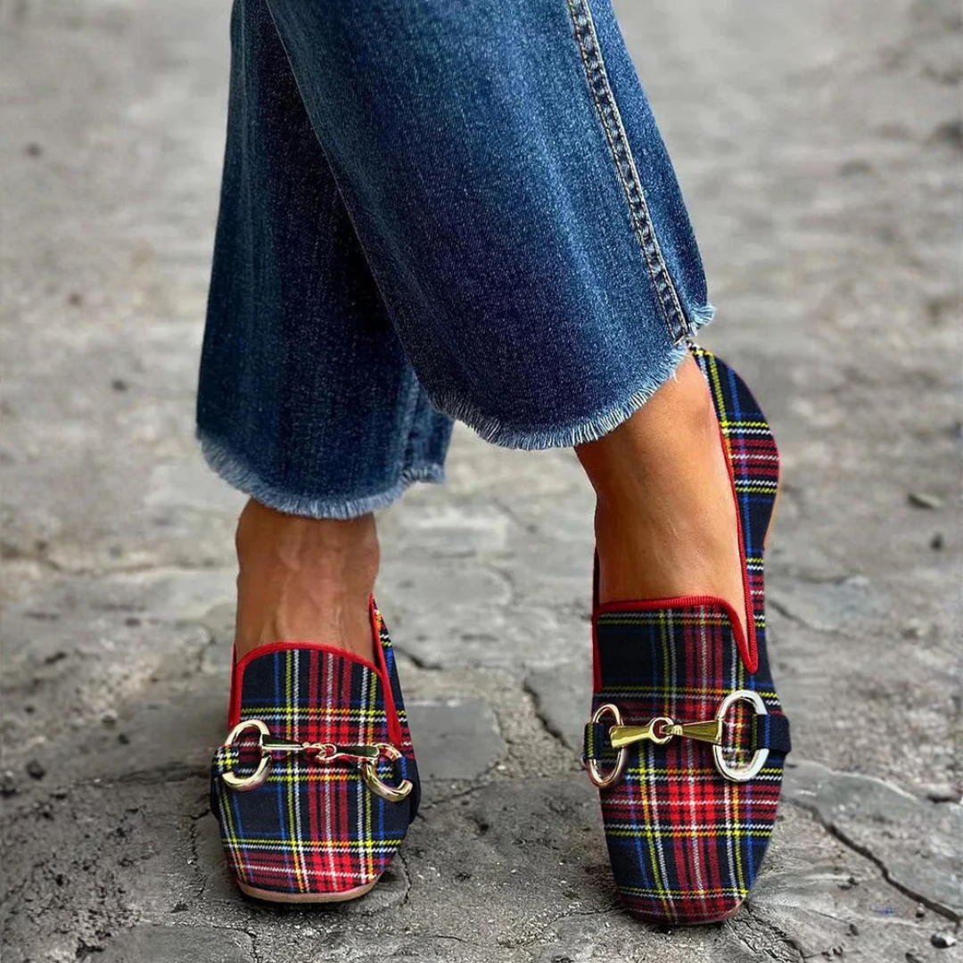 Amelie | Checkered Loafer
