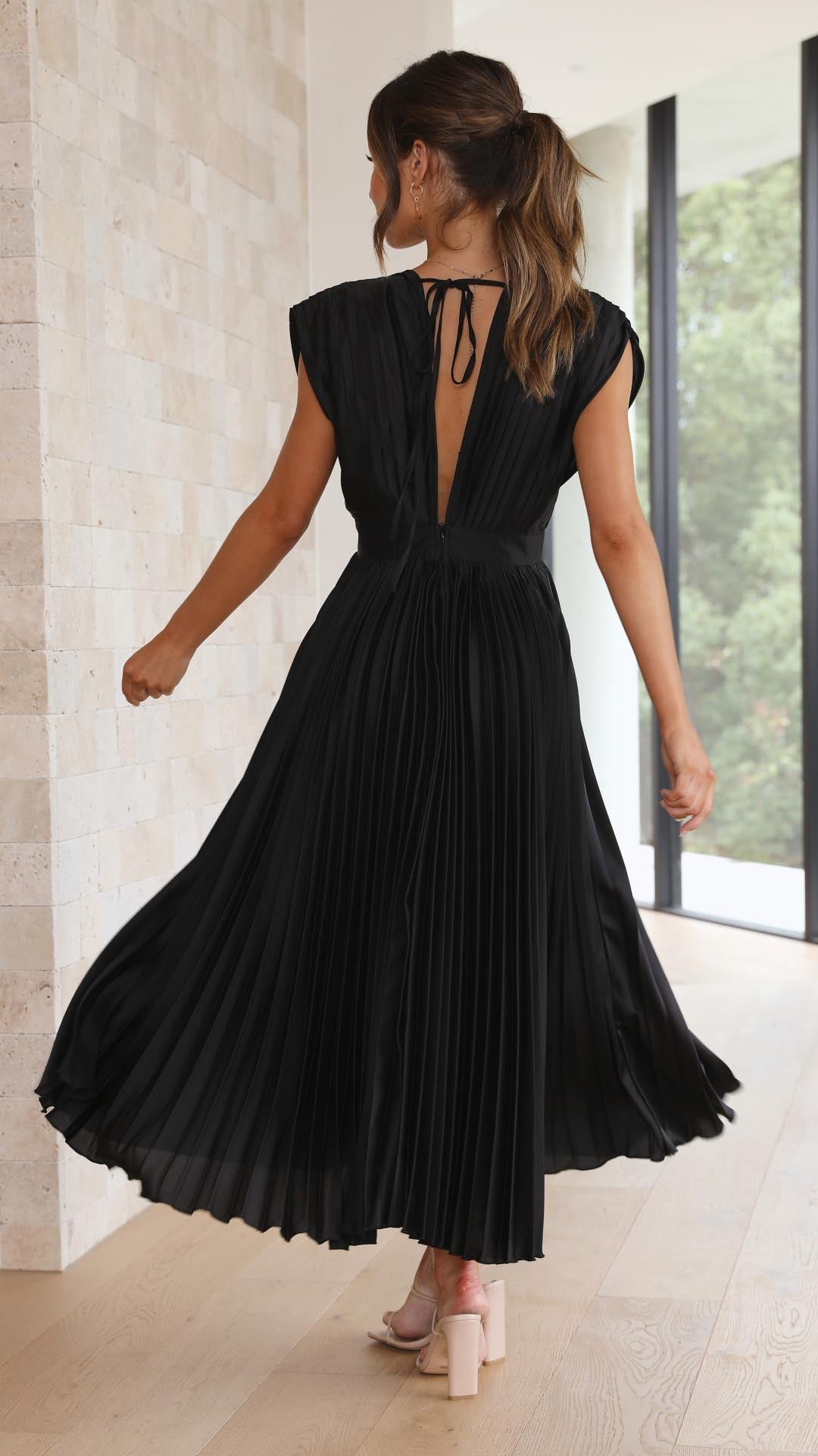 Sina | Elegantes Plissee-Kleid