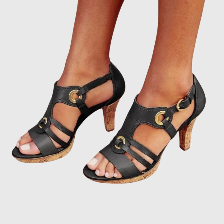 Erika | Orthopedic Heeled Shoes