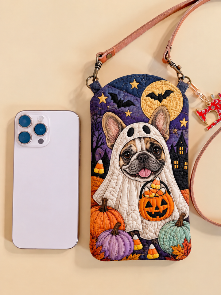 Schmale gesteppte Handy-Umhängetasche – Mops im Gespensterkostüm zu Halloween