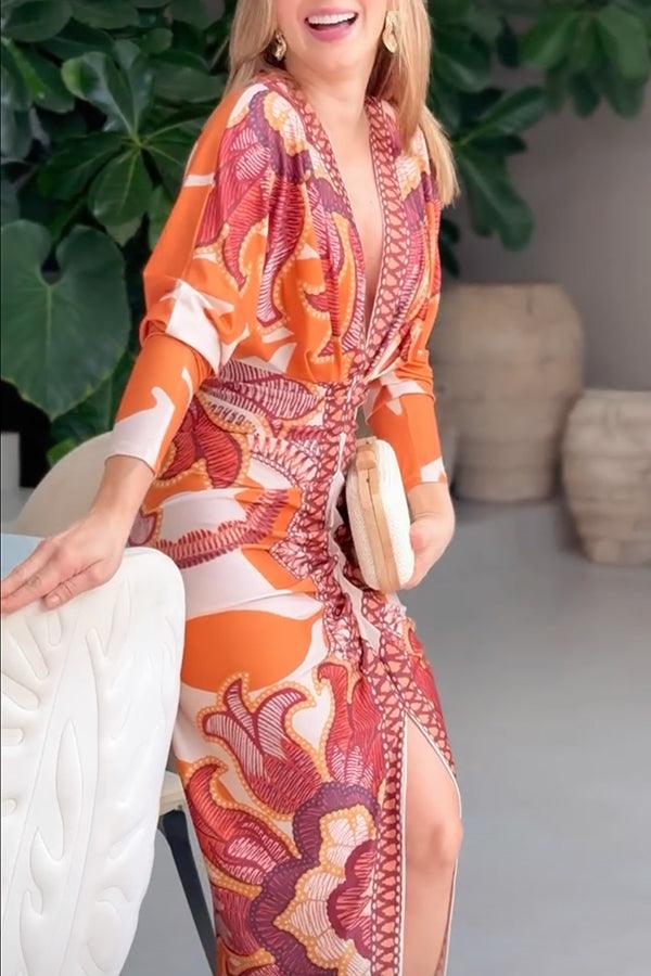 Monika | Einzigartiges Midikleid mit Dolmanärmeln und Sommer-Print