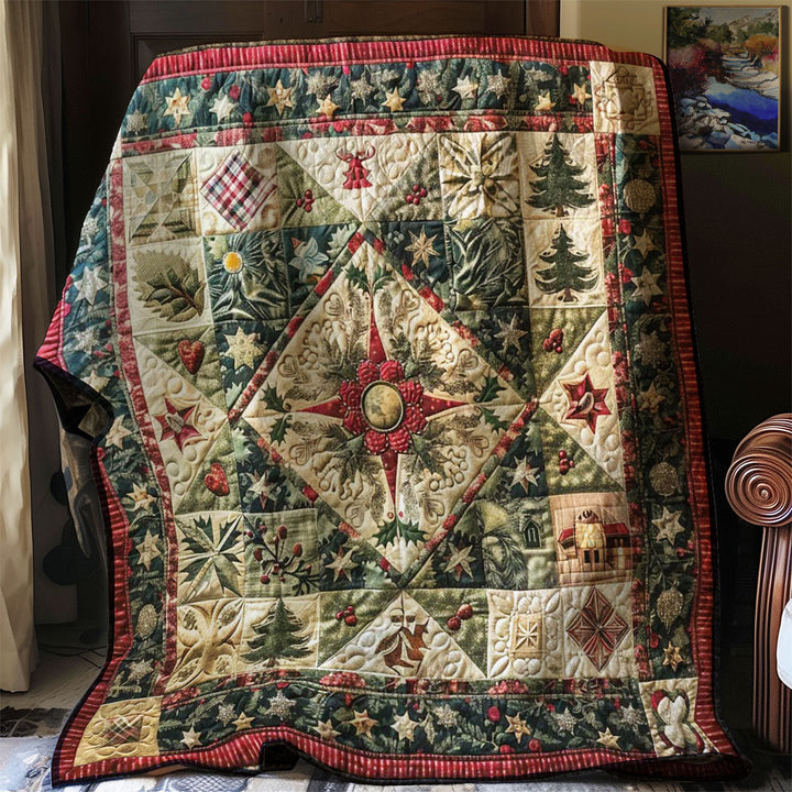 Weihnachts-Steppdecke mit Tannen und Stern
