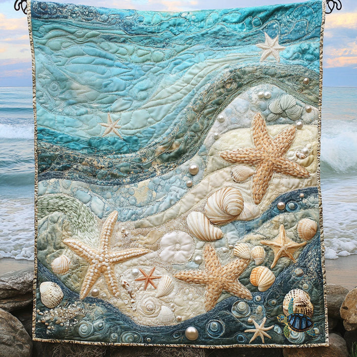 Steppdecke mit Seesternen am Meer