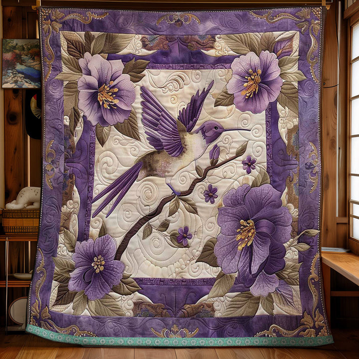 Steppdecke mit Kolibri in lila Rahmen