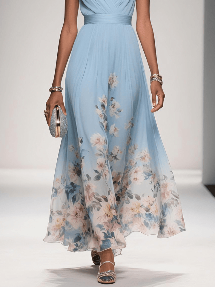 Paula | Hellblaues Chiffon-Maxikleid mit Blumenmuster und V-Ausschnitt
