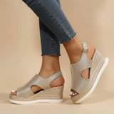 Anna-Caroline | Bequeme Keilsandalen für entspannte Tage
