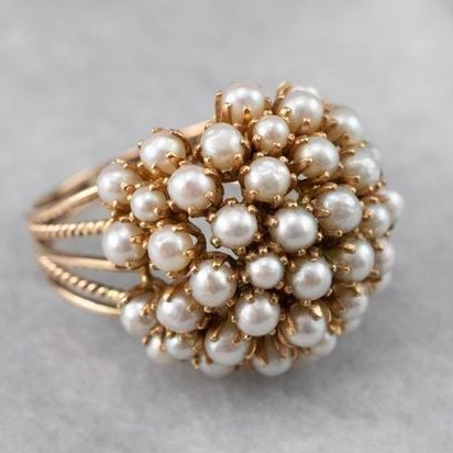 Ring mit Perlen