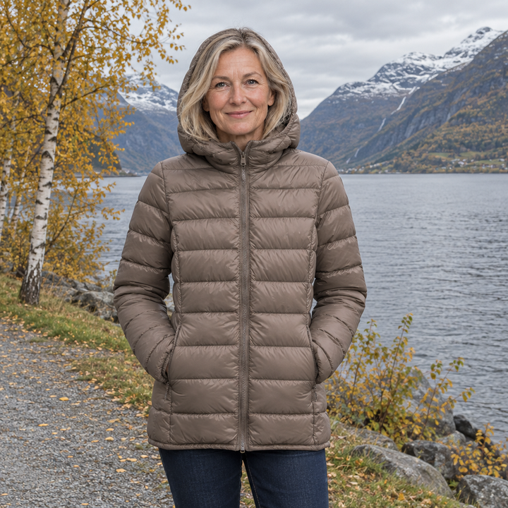 Solveig | Damen Daunenjacke Leichtgewicht in Champagner