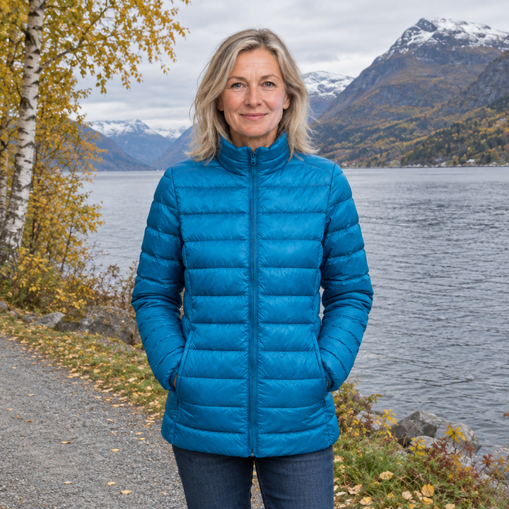 Marit | Damen Leichte Daunenjacke in Himmelblau