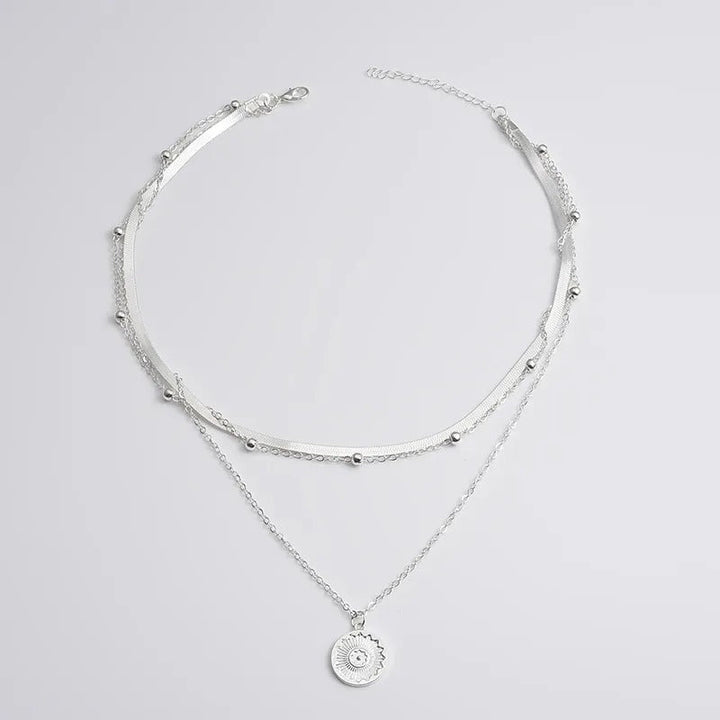Dreifaches silbernes Halsband