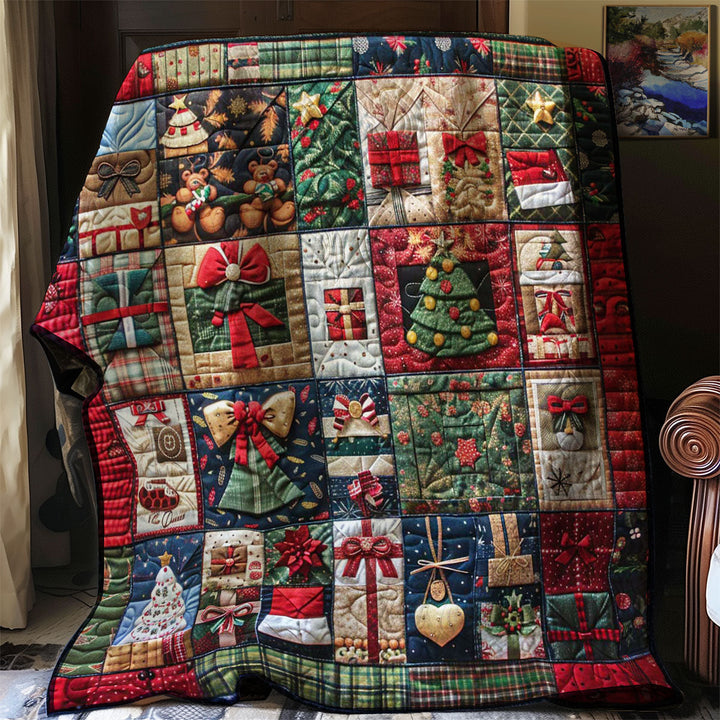 Weihnachts-Patchwork-Steppdecke mit Geschenken