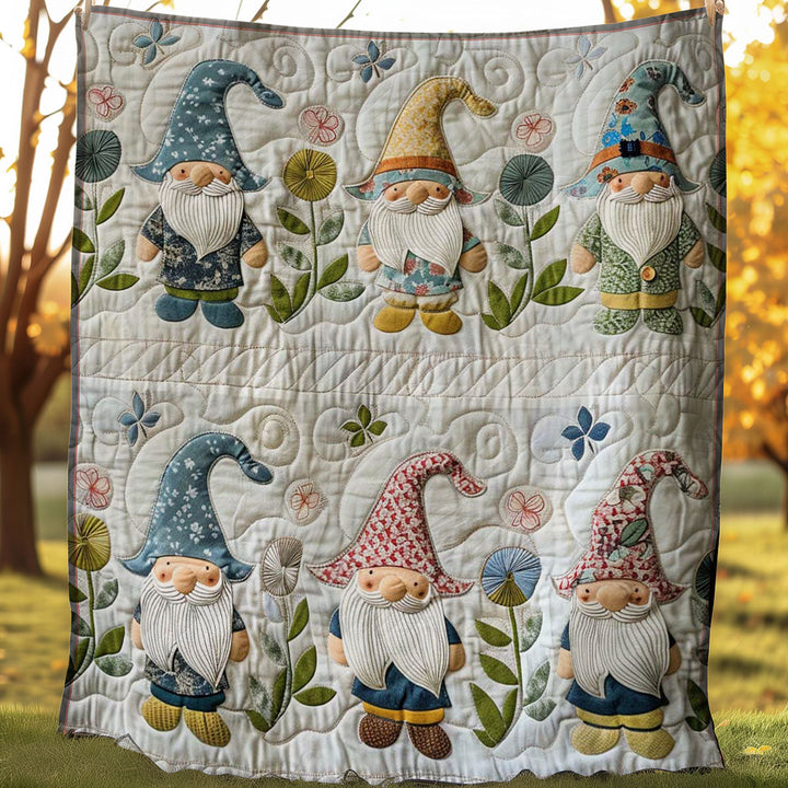 Steppdecke mit Gartenwichteln