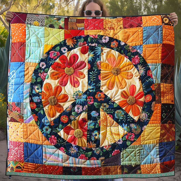 Patchwork-Steppdecke mit Peace-Zeichen aus Blumen