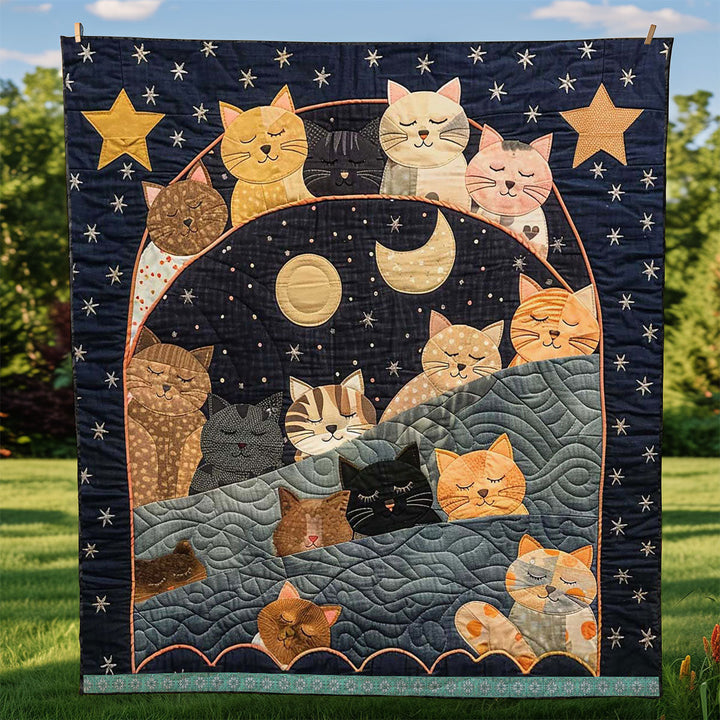 Steppdecke mit Katzen unter dem Mond