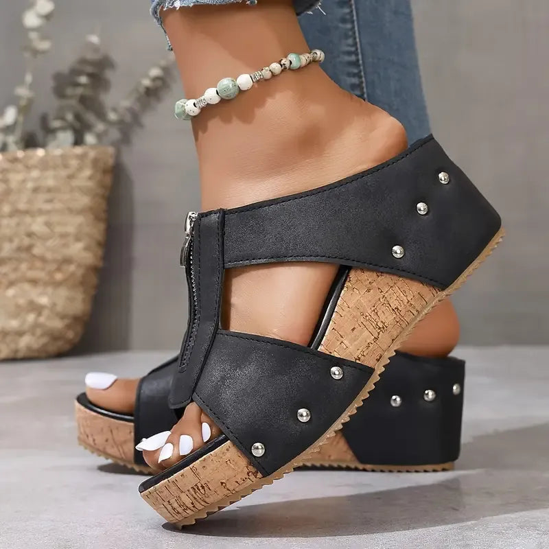Anna-Dorothea | Stylische Keilsandalen